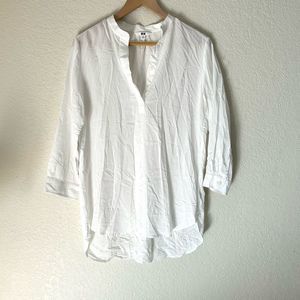 Uniqlo White Button Up Shirt